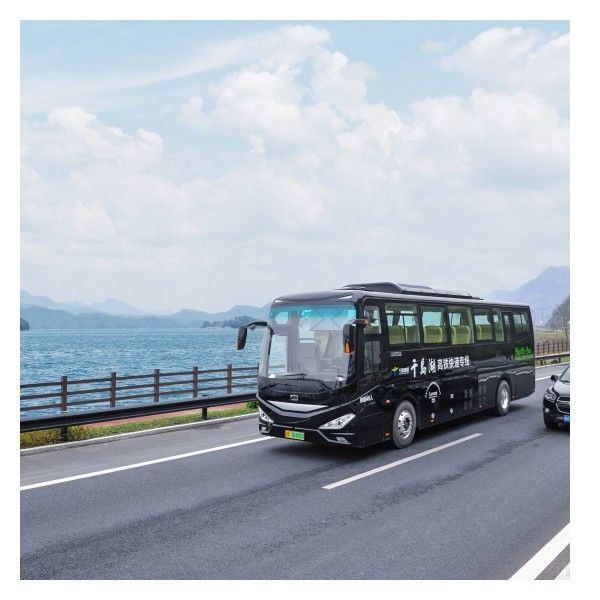 11m 46 Seater Electric Coach Bus Long drive distance For Public Transportation