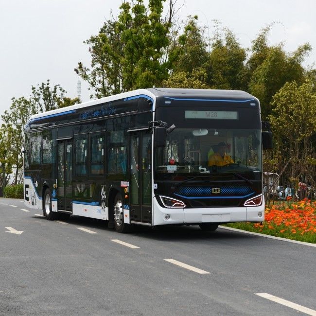 12 M Pure Electric Bus Low Entrance Floor Bus EV Bus 46 Seats with Air Suspension