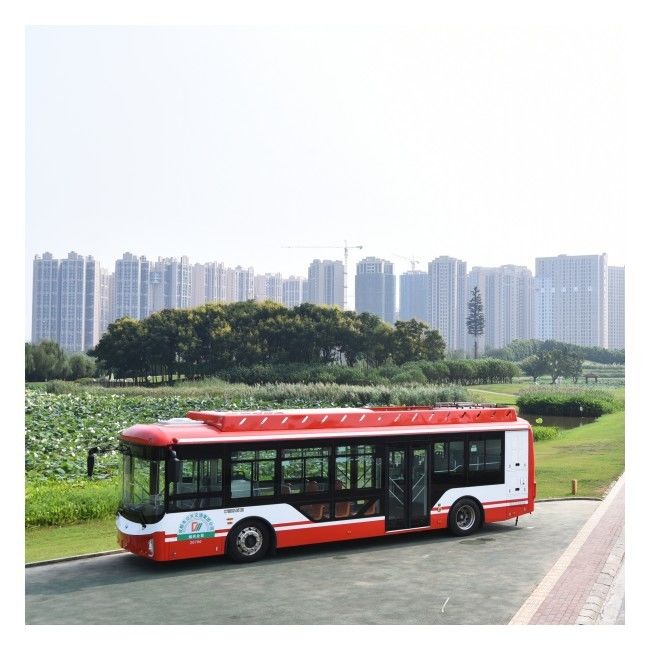 10.5m Pure Electric Sightseeing Bus with 94 Passenger Capacity 268.7 Kwh Battery and 240kw Max Power