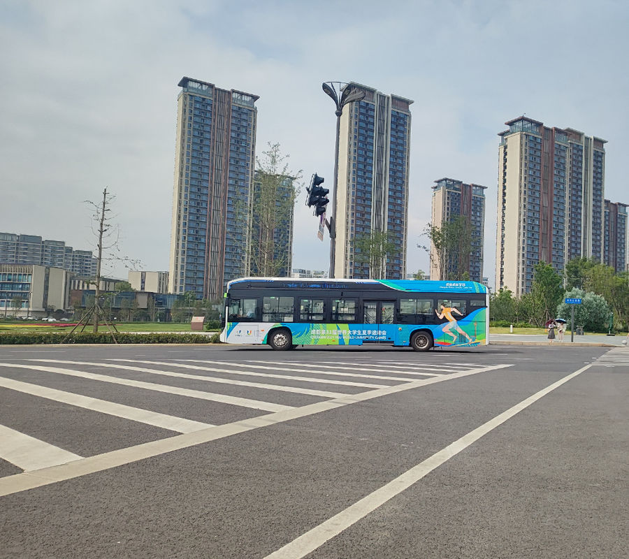 Low Energy Consumption Pure Electric Bus with Drive Range Over 230km and Electric Defroster