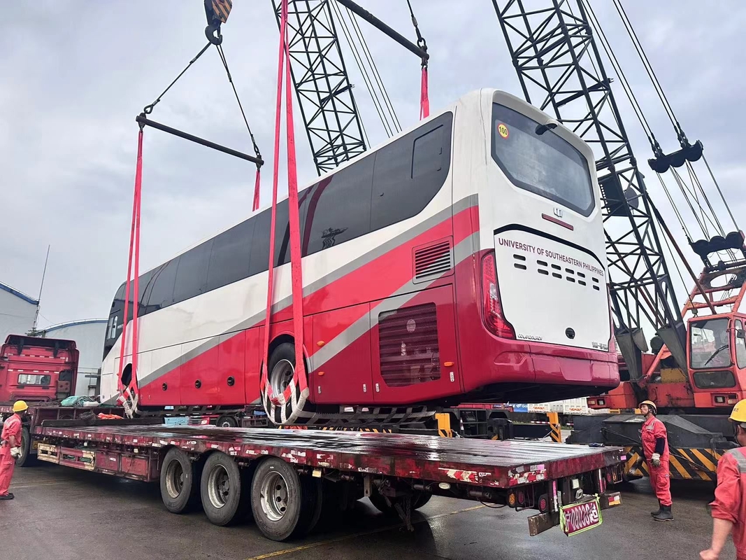 Intercity Electric Coach Bus 11m Length 46 Seats and 5700mm Wheelbase for Sustainable Public Transport