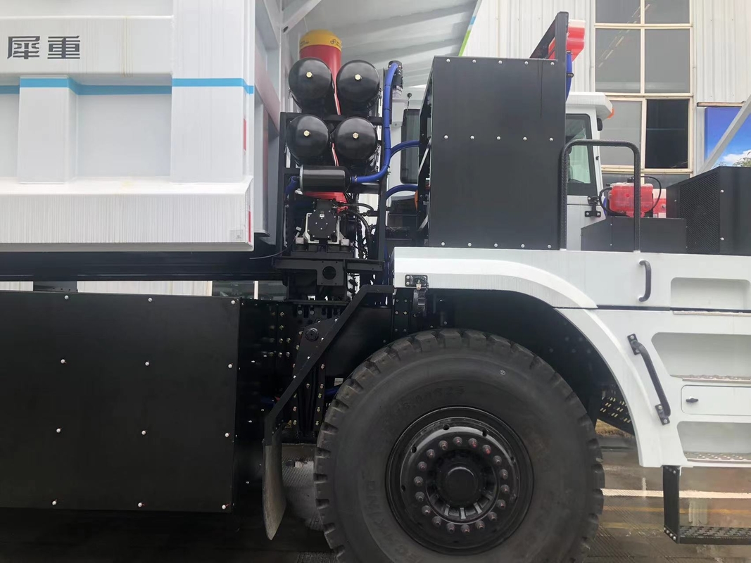 9950*3750*4200 Dimensions 125 Ton Electric Mining Truck 528kWh Zero Emission with Full Hydraulic and Emergency Steering