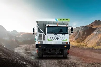 110 Ton Electric Mining Truck Zero Emission 40km/h Max Speed FAST 4-speed AMT Transmission 9950*3750*4200 Dimensions
